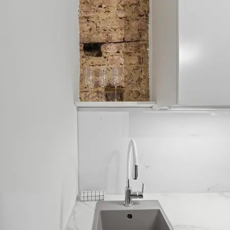 Cozy 3 Bett Mit Küche Am Dom - Neu Appartement *