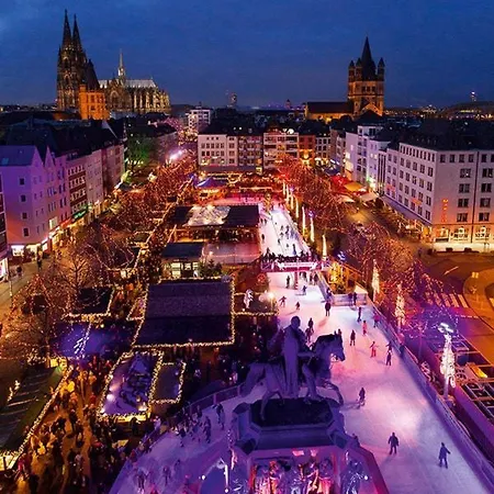 Cozy 3 Bett Mit Küche Am Dom - Neu Cologne