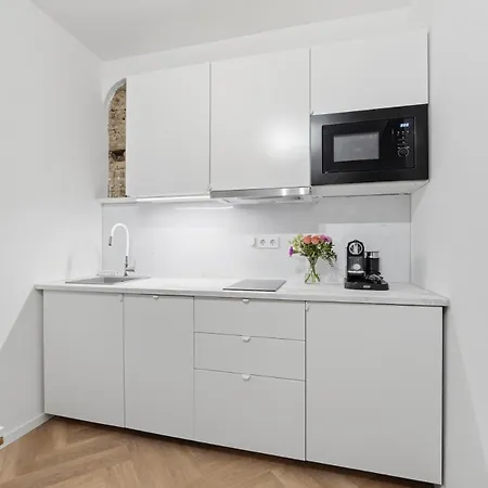 Cozy 3 Bett Mit Kueche Am Dom - Neu Appartement